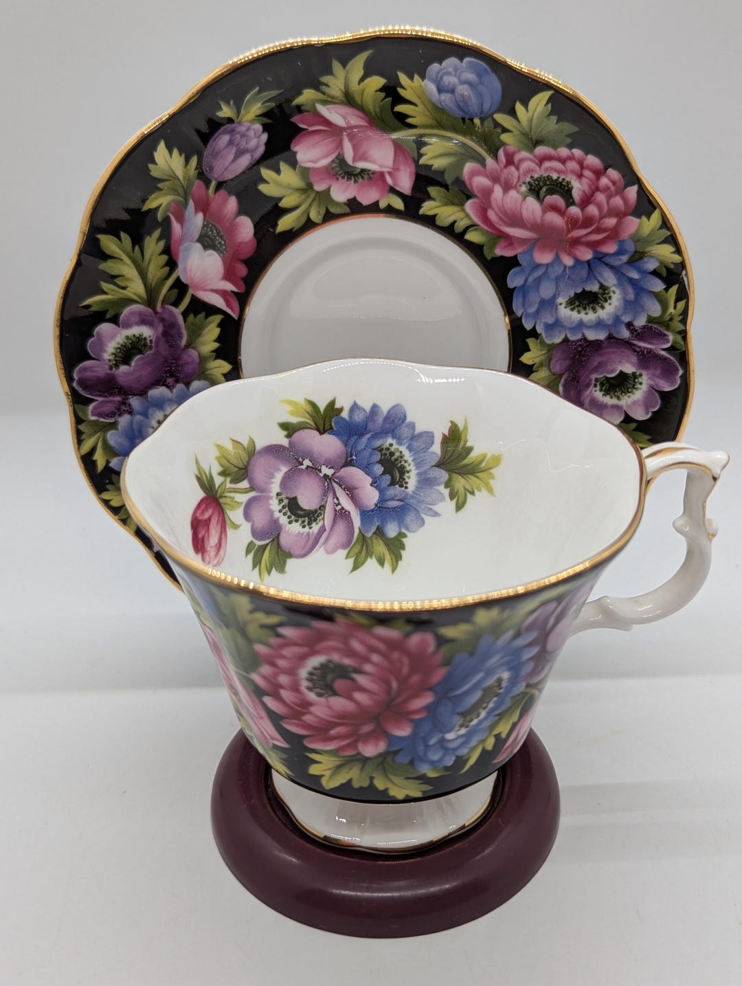 vintage-royal-albert-bouquet-series-anemone-cup-and-saucer-bone-china