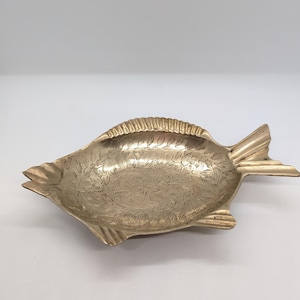 Vintage Engraved Brass Fish Dish -  Brass Trinket Dish