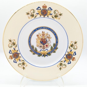 Vintage Plate Commemorative Plate of the Marriage of Prince William and Lady Diana Spencer. Elizabeth's Fine Bone China, England, 1981