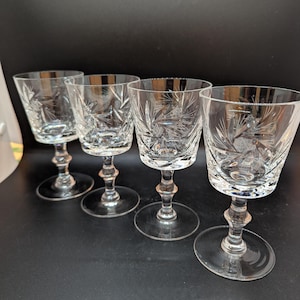 Mid Century Pinwheel Crystal Wine Glasses - Set of 4