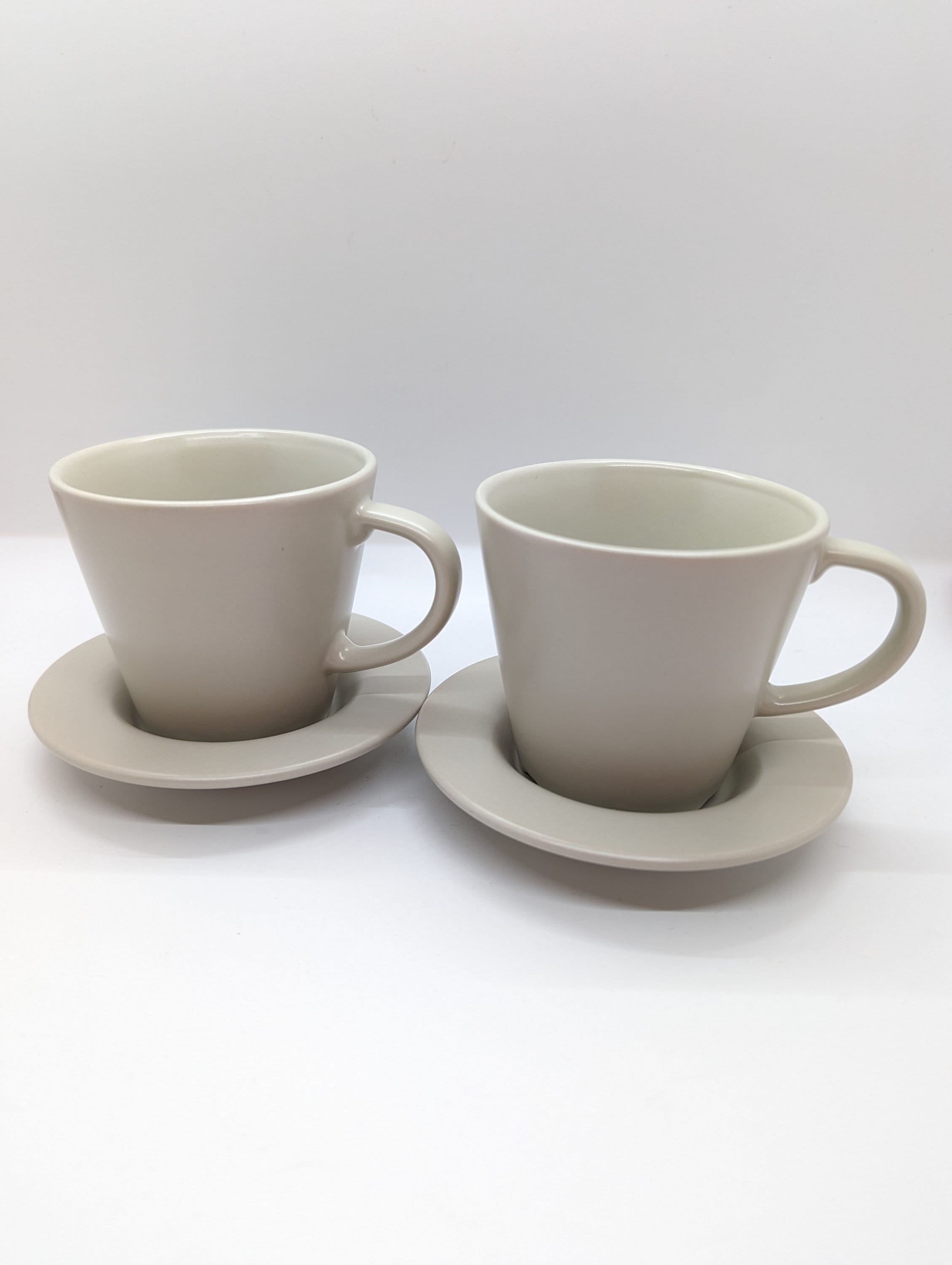 IKEAカップ&ソーサー3セット ヴィンテージ イケア ディネラ サンドベージュ コーヒーカップ