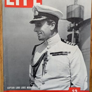 Vintage LIFE Magazine - September 15, 1941