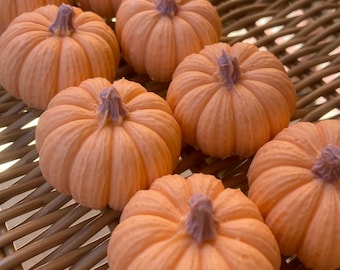 Mini Orange Pumpkin Soap, Handmade Soap, Baby Shower Favors, Thanksgiving Soap Gifts, Pumpkin Themed Favors, Unique Fall Soap