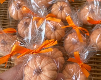 Mini Orange Pumpkin Soap Favors, Handmade Soap, Baby Shower Favors, Thanksgiving Soap Gifts, Pumpkin Themed Favors, Unique Fall Soap