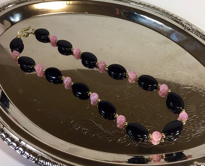 Midnight Rose-Eye Necklace