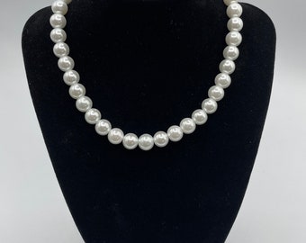 Halo Bold Choker Necklace
