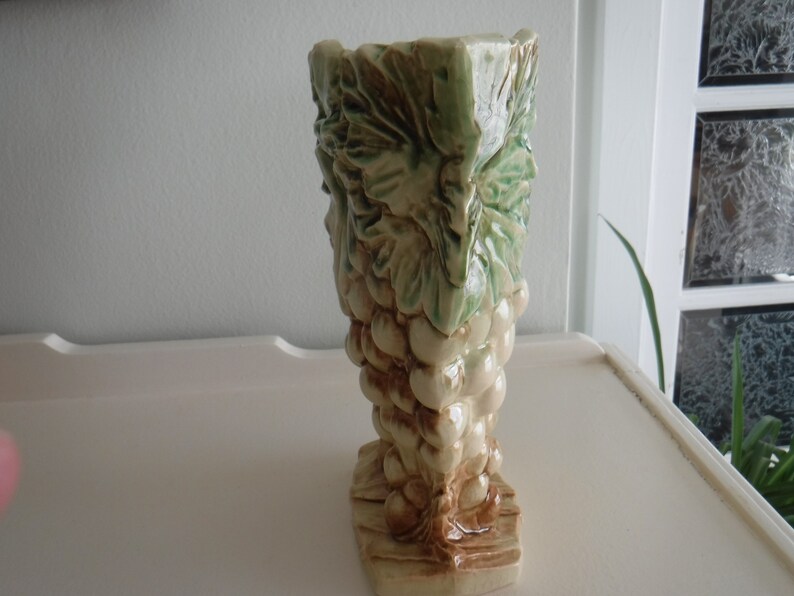 Vintage McCoy Pottery Vase_Grapes and Leaves Pattern image 9