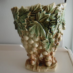 Vintage McCoy Pottery Vase_Grapes and Leaves Pattern image 10