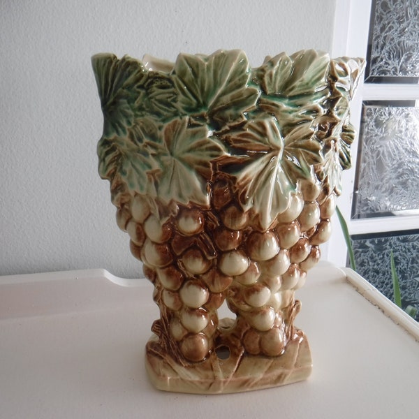 Vintage McCoy Pottery Vase_Grapes and Leaves Pattern