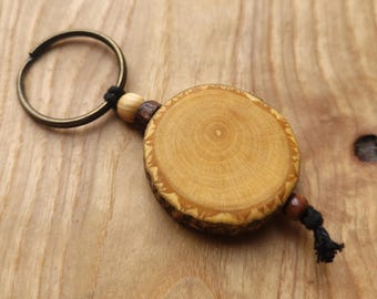 Keyring made from hibiscus wood, vegan and environmentally conscious, unique item