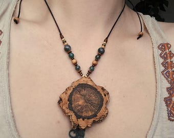 Large, natural, handmade necklace made of cork oak wood with moss agate