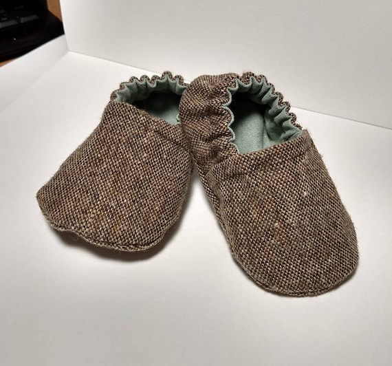 Tweed Baby Moccasins size 4 9-12 months 