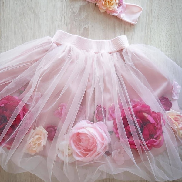 Pink floral skirt girls. Special occasion, 1st Birthday party outfit with flowers. Flower girl skirt, Tea party dress. 1st birthday girl