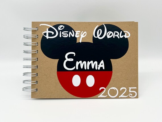 未開封‼️ディズニーワールド　2025年フォトアルバム　サイン帳 2025 Disney Autograph Book Personalized Classic Mickey Mouse