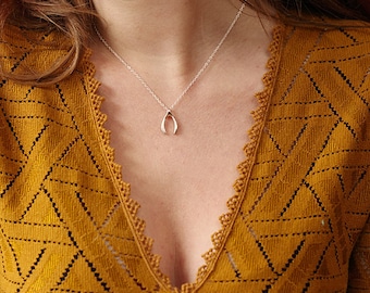 Horn - Halfmoon pendant / Bohemian silver necklace / Minimalist jewels