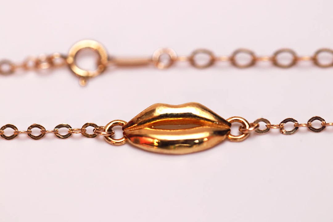 Lips Bracelet in Gold Filled / Gold Filled Bracelet / Etsy