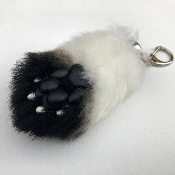 Black Tip Wolfs Paw Keychain