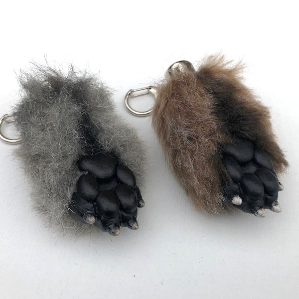 Werewolf Paw Keychain (1)