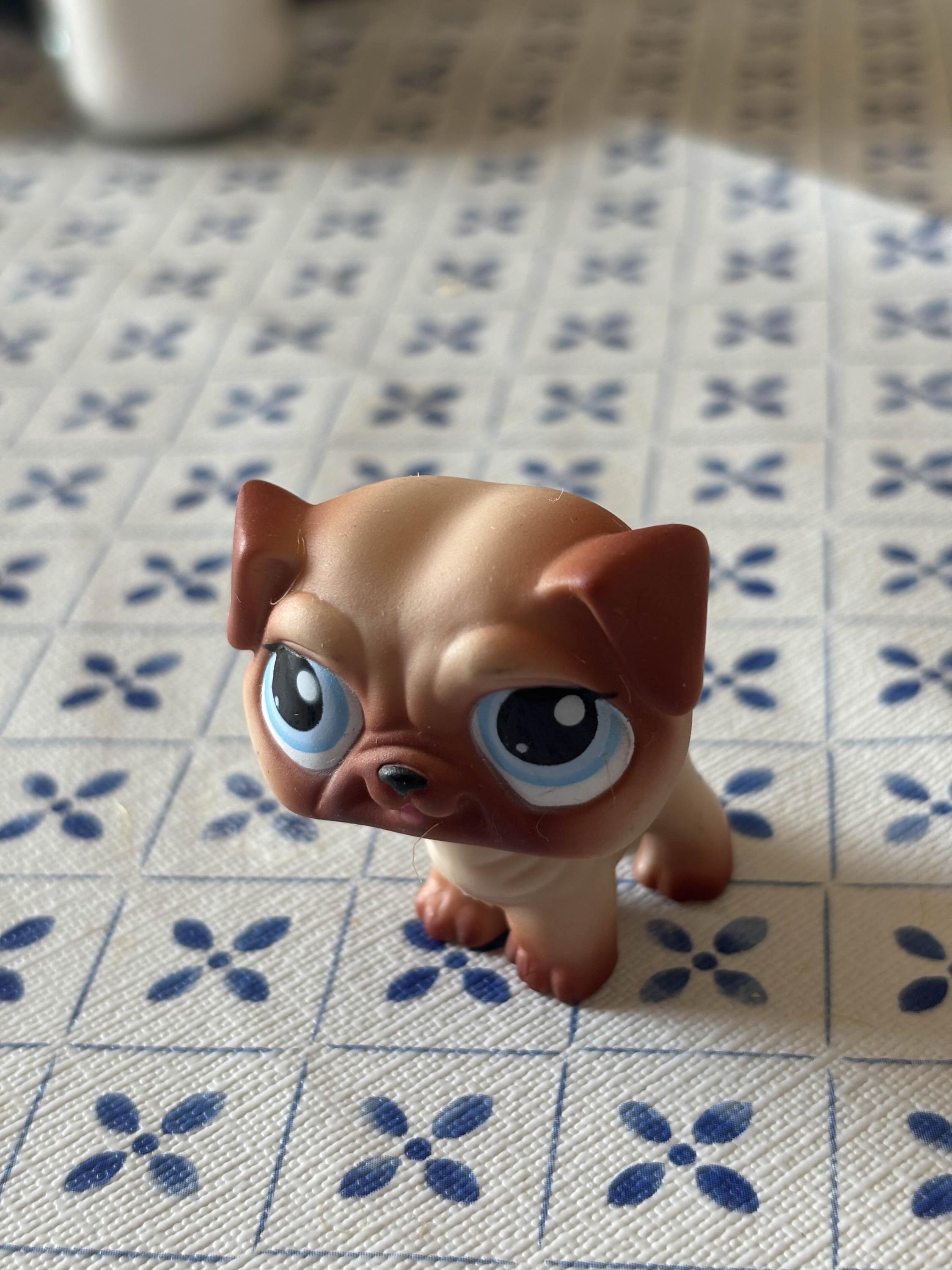 Lps pug outlet