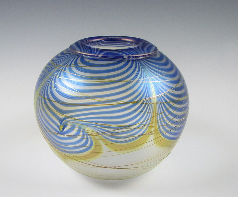Correia American Art Glass Gold Iridescent Threaded Vase Blue Pulled Feather