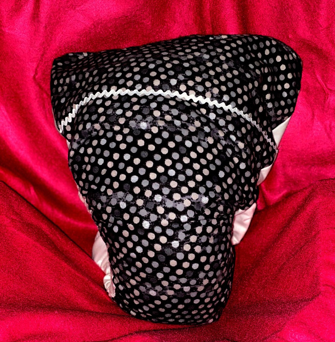 waddle-diaper-spread-diaper-black-grey-white-polka-dot-lover-for-abdl