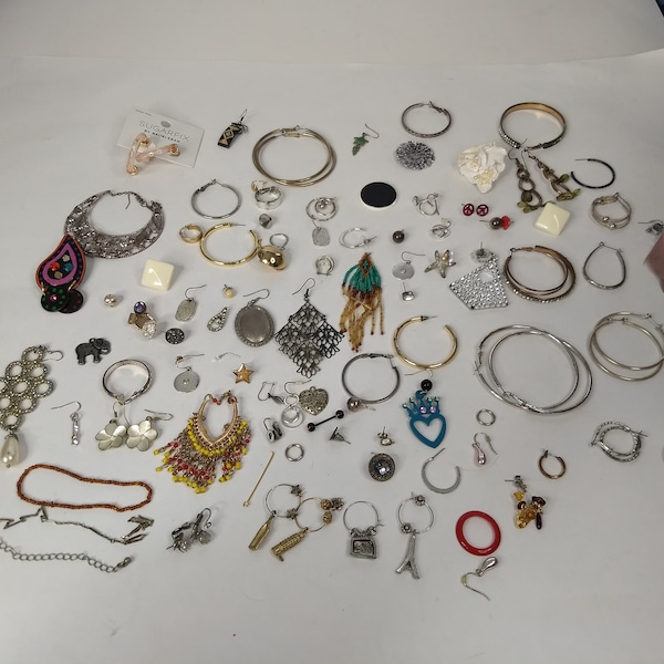 Crafter Lot Earrings Fashion Jewelry Lot Gold Silver Beaded Hoops Dangle AS IS DIY