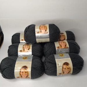 Vanna&#39;s Choice Lion Brand Yarn Lot 7 Skeins Color 151 Charcoal Grey Acrylic