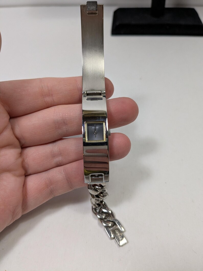Guess Silver Tone Watch Curb Link Strap Y2K Vintage G951871 Japan Untested AS IS image 2