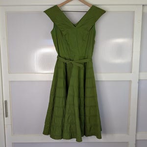 sleeveless belted a line dress Navy Belted Sleeveless A-Line Shirt Dress – Verte Boutique