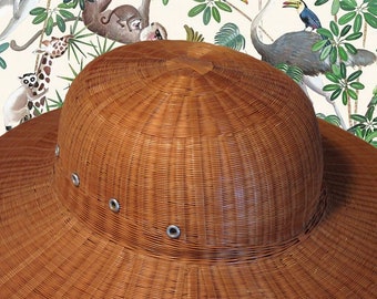 Colonial hat