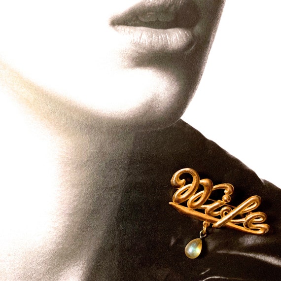 Vintage Lapel Script Word Pin in Handmade Collage… - image 5