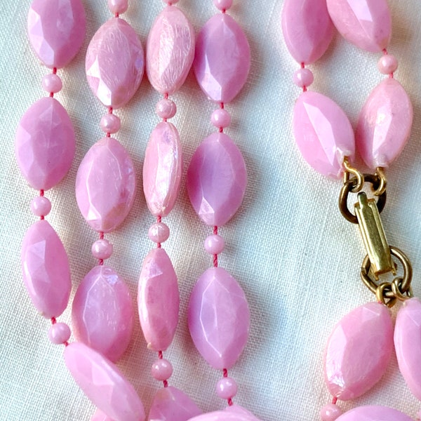 1960s Vintage PINK Mod, Pop Art Necklace / Xtra Long Double Strand PINK Beaded Wrap Necklace / 1960's 1970's Pop Art Retro Acrylic Jewelry