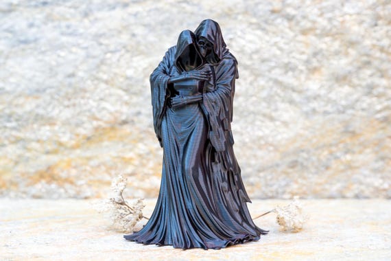 Reaper Lovers Statue, Gothic Grim Reaper Couple Figurine, Dark Romance Decor, Eternal Embrace Gift, Spooky Anniversary Gift