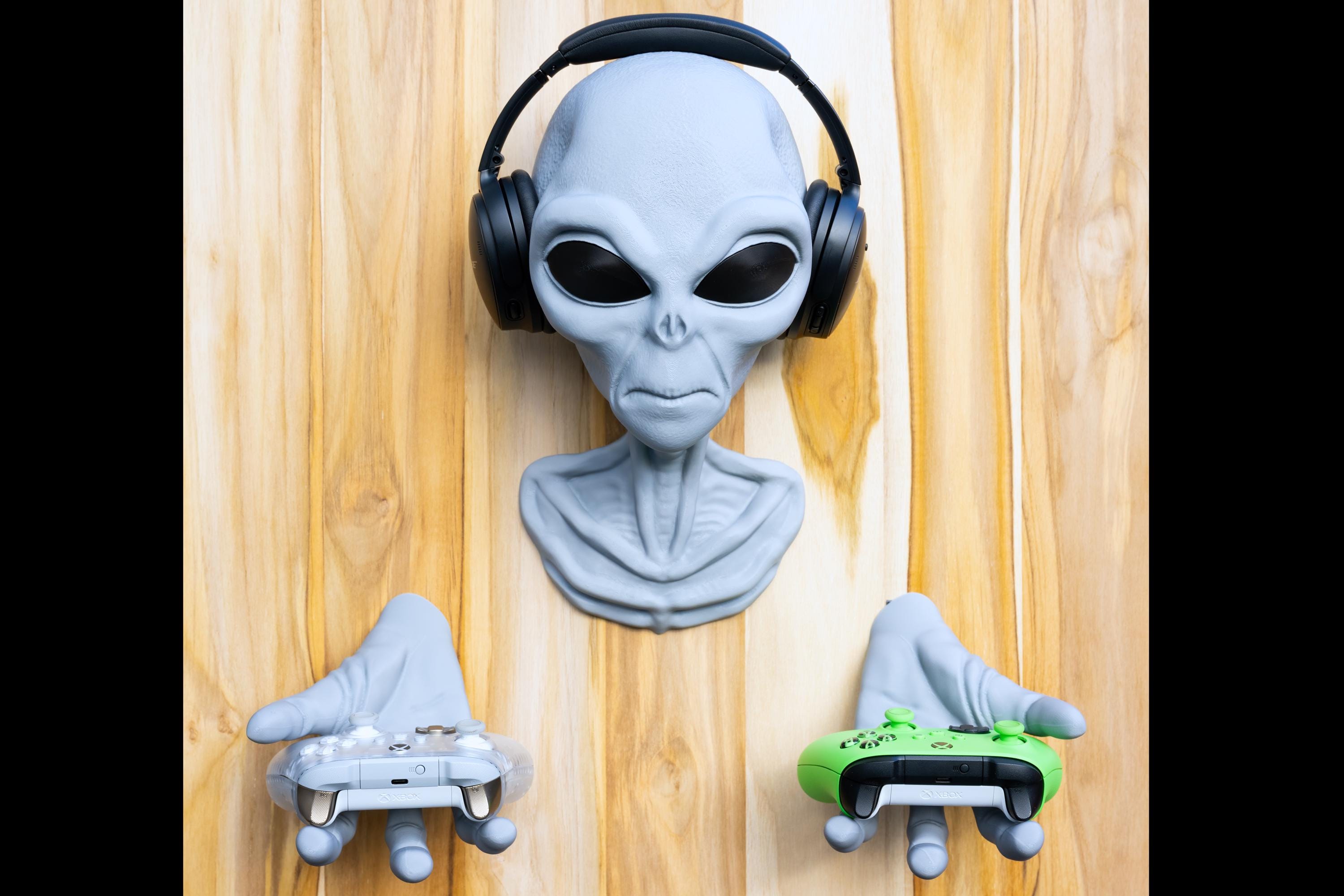 Alien Wall Mount Headphone & Controller Holder – Gaming Setup Organizer ...