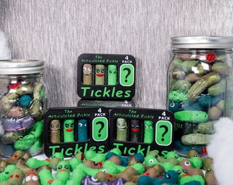 Pickle Tickle – The Articulated Pickle Fidget Toy