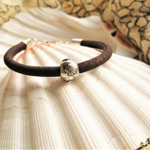Camino de Santiago bracelet - 925 silver scallop shell bead + cork