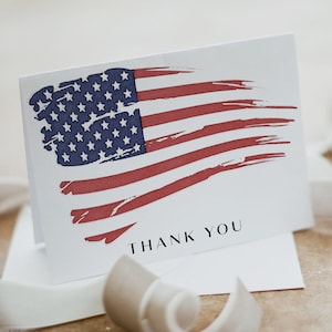 Modelo de cartão de agradecimento com bandeira americana para impressão, cartão de agradecimento com bandeira dos Estados Unidos, agradecimento com bandeira dos EUA, festa de formatura e aposentadoria EDITÁVEL