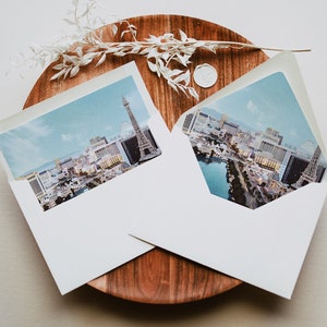 Fodera per busta LAS VEGAS stampabile, Fodera per busta per matrimonio a destinazione, Fodera per busta per matrimonio Skyline, Fodera per busta da viaggio Instant Nevada