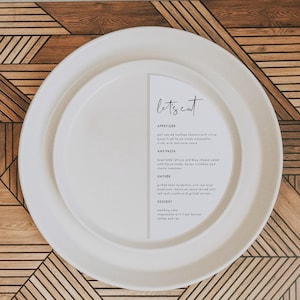 Minimalistyczny szablon menu w kształcie półksiężyca, nowoczesna karta menu w kształcie półkola do wydrukowania, eleganckie menu weselne w kształcie łuku do pobrania natychmiast edytowalne DIY ADELLA