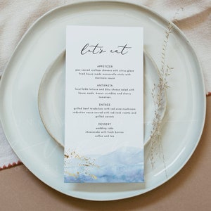 Plantilla de menú de boda con acuarela azul BLAKELY, tarjetas de menú imprimibles, menú azul polvoriento, menú de despedida de soltera en la playa, menú de bricolaje con temática oceánica