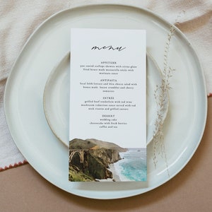 Modèle de Menu de mariage BIG SUR, cartes de menu de mariage aquarelle Big Sur Skyline, menu de mariage à destination de Californie imprimable sur le thème du voyage