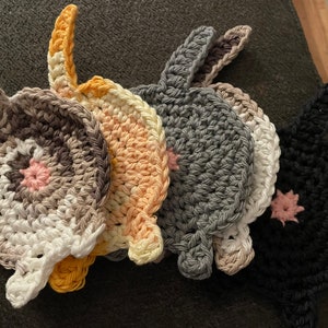 Cat Butt Coaster SINGLE // Gag Gift, White Elephant, Yankee Swap // One Coaster