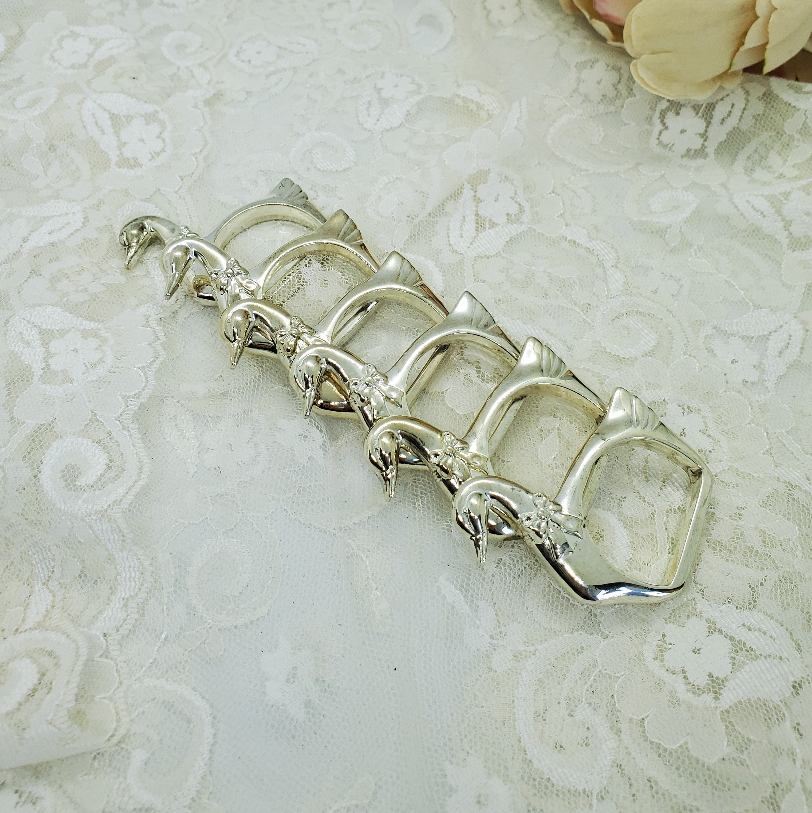 Vintage Silverplate napkin holders swan napkin rings Duck napkin rings Silver napkin rings Baby shower Wedding decor birthday