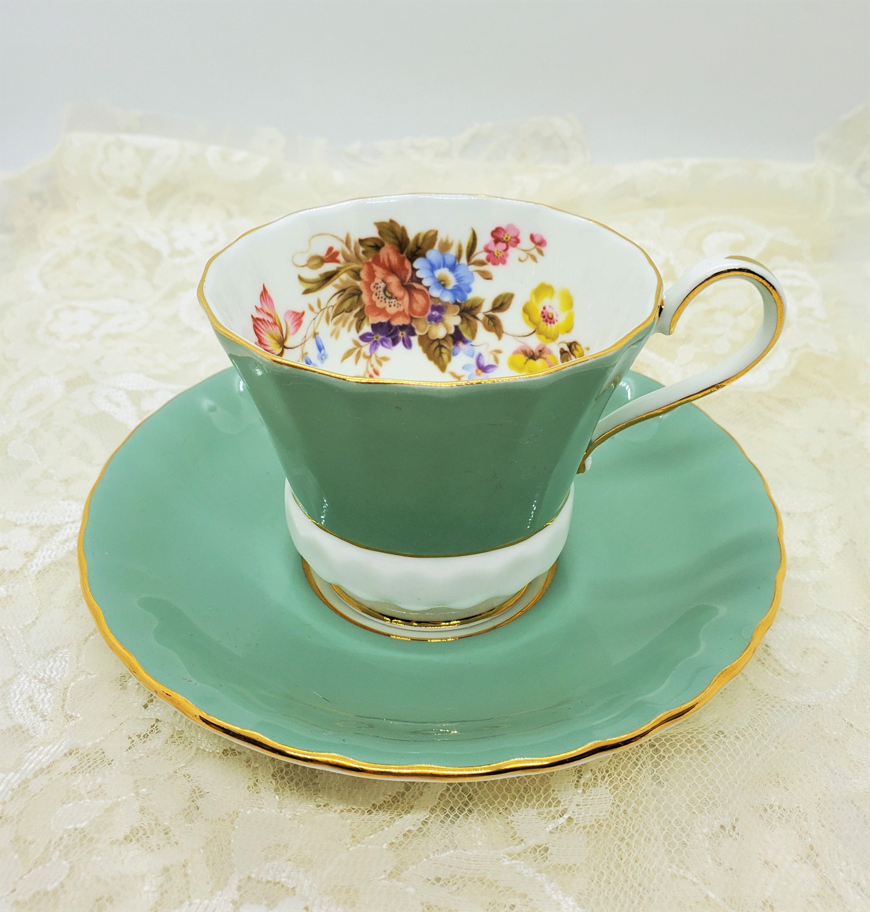 Aynsley China - ハインリッヒ  アンティーク　グリーンブーケ　2客セット Aynsley China - ハインリッヒ アンティーク グリーンブーケ 2客