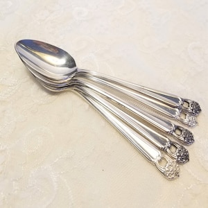 Vintage tea spoon set Vintage dessert spoons set 1847 Rogers Bros IS Cutlery Set Vintage Tea party Flatware Eternally Yours
