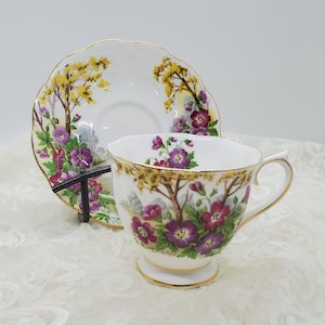 Vintage Royal Albert Tea Cup Saucer Wild Geranium Vintage bone china cup English tea cup and saucer set Vintage teacup Purple flowers teacup