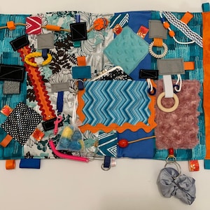 Dementia fidget blanket, Alzheimer&#39; s quilt, Dementia Christmas gift, Alzheimer&#39; s fidget quilt, lap blanket, activity mat for seniors
