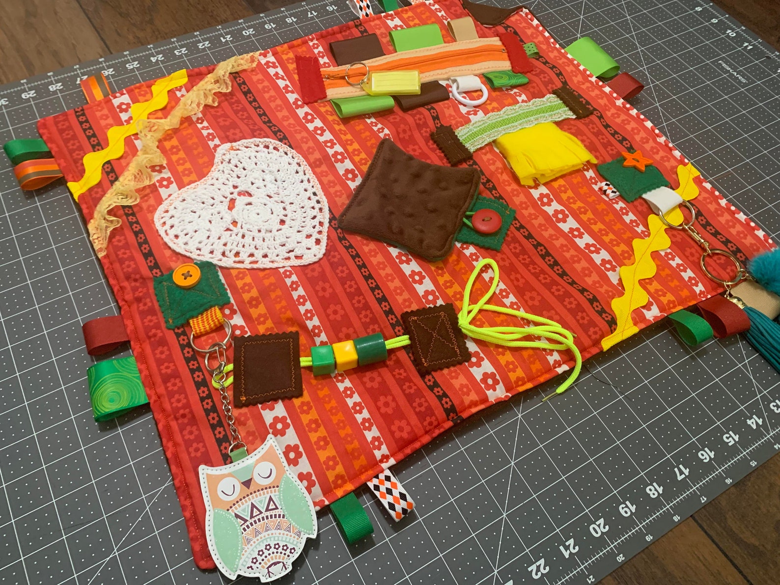 Dementia Fidget Blanket, Alzheimer' S Quilt, Dementia Christmas Gift