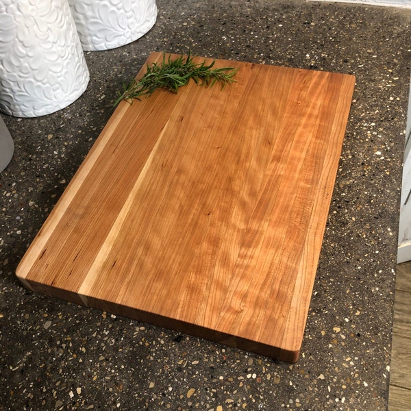 Cherry Cutting Board - Edge Grain Butcher Block - Customizable with Engravings - Choose Your Shape & Size - No Stain - All Natural Hardwood