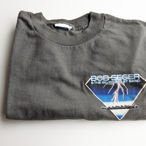 Bob Seger **TRUE VINTAGE** Medium, 1980&#39;s, Classic Rock T-Shirt, Ched by Anvil, Like A Rock, Against The Wind, Hollywood Nights,Detroit Rock